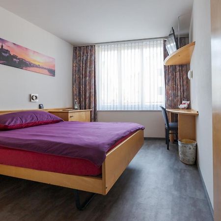 Hotel Rynach Reinach  Esterno foto