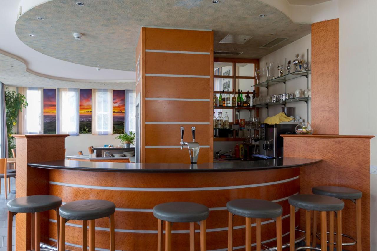 Hotel Rynach Reinach  Esterno foto