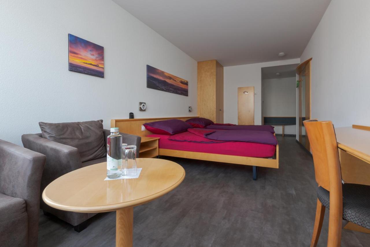 Hotel Rynach Reinach  Esterno foto