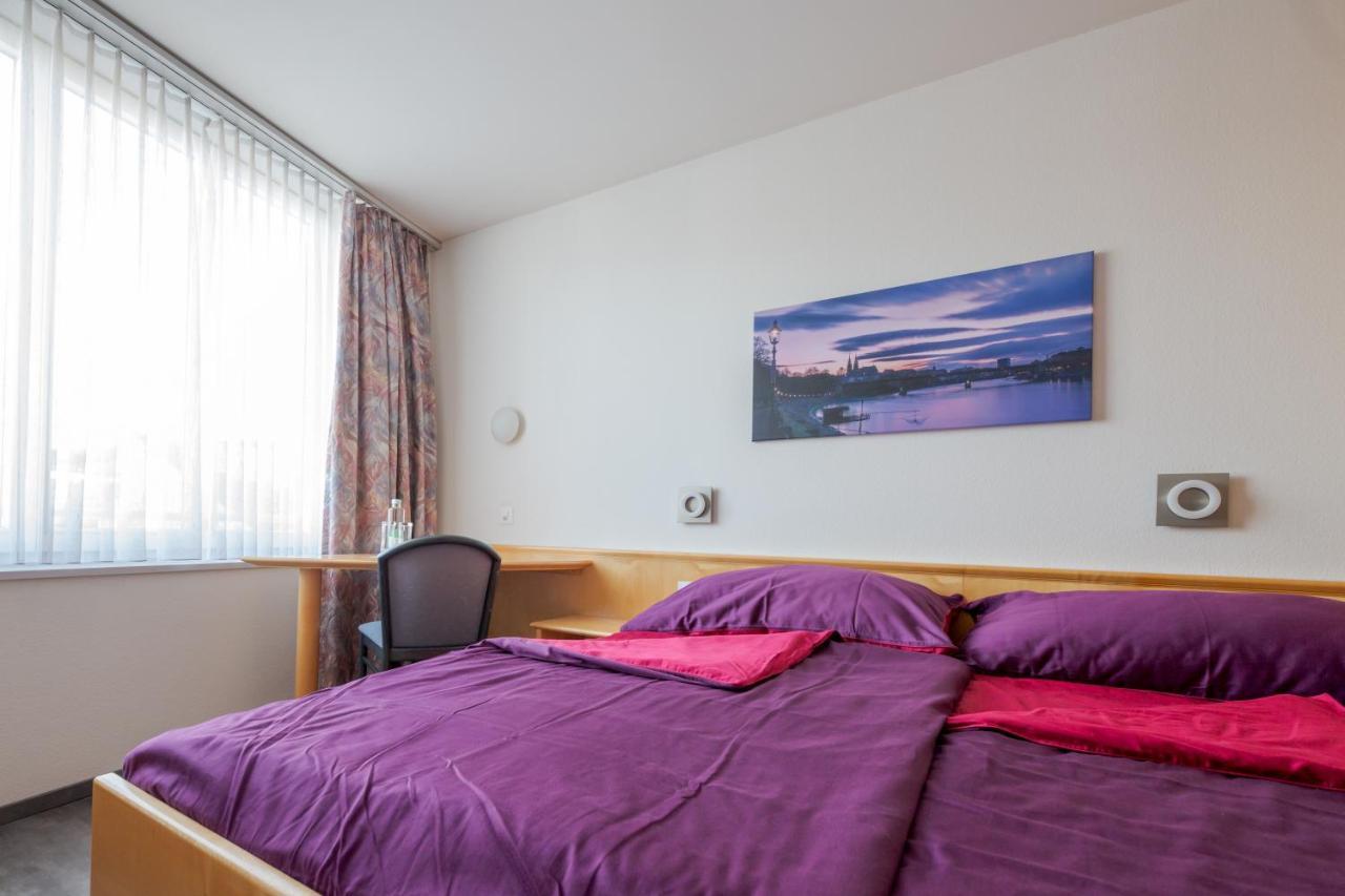 Hotel Rynach Reinach  Esterno foto